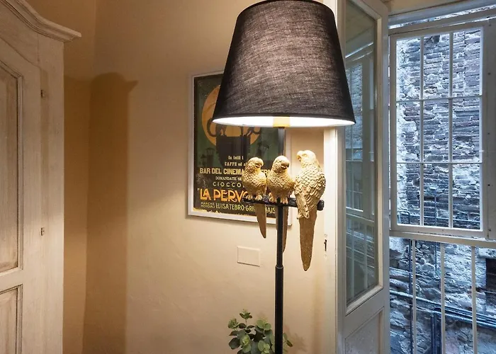 Sweet Light And Romance On First Floor * Perúgia