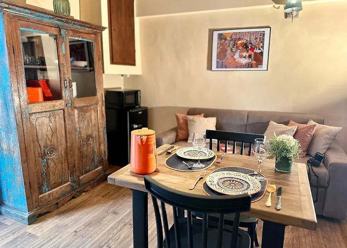 Sweet Light And Romance On First Floor * Perúgia