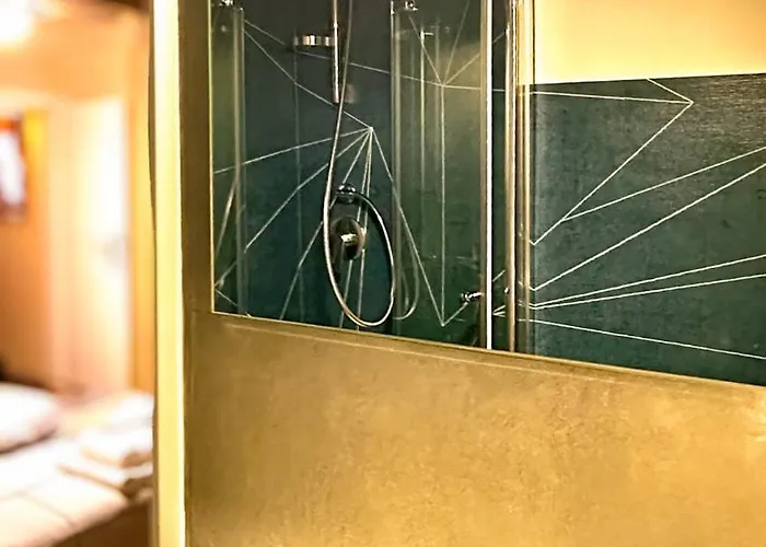 Sweet Light And Romance On First Floor *